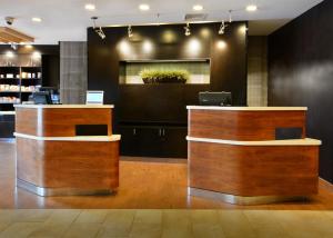 Courtyard by Marriott Burlington