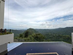 Twin Lakes Belvedere 5E - Casa Buena - Taal View