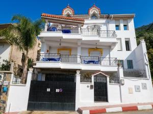VILLA CHEZLO, Hosted By Oussama