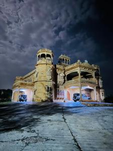 Maalani Raj Heritage
