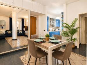 Bright 2-Bedroom Apartment with Balconies near San Raffaele Hospital