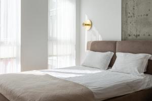 M&D White Apartments Great Britain