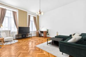 Classic Old Town Apartment with Private Balcony