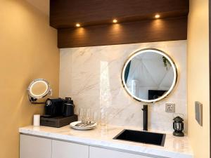 Beachfront Luxury, Resort Dome, Private Pool - Pebble Walk Resort