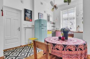 The Artists House Apartment with Balcony