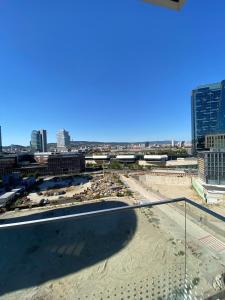 Brand new high end apartment with AC and parking