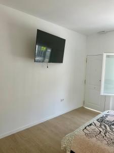 Excellent renovated house close to the beach