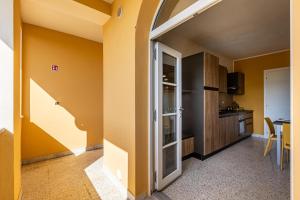 Domio Chianni - Appartamento con Piscina tra Pisa e Volterra
