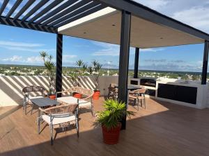 Stylish apartment with pool and gym in Cozumel