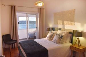 Flat in Cacilhas – Lisbon Stunning River Views