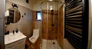Całoroczne domki apartamentowe "Pod lipą" Izabela Konopelska