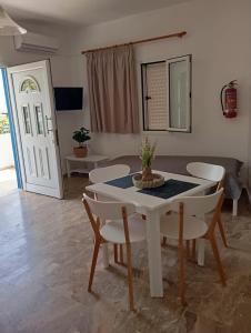 Family sea view apartment near the beach