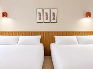 Seoul, Jamsil, 6p, near Lotte World, K-concert,family trip, 5mins walk from Seokchon Gobun Station