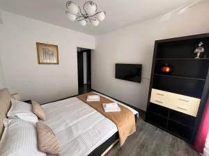 Mountain Oasis 2BR 2 Bath Balcony & Free Garage