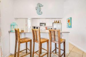 Family Friendly Home with Private Pool and Dock on the Bay