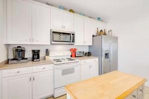 Family Friendly Home with Private Pool and Dock on the Bay