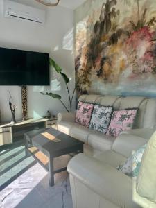 Starfish apartament, garden, deck ,spa, pool shared