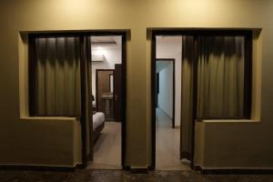 Signature Luxe Inn Hotel