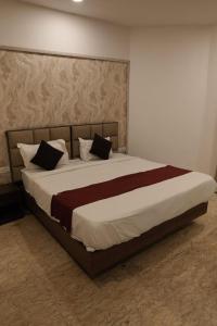 Signature Luxe Inn Hotel