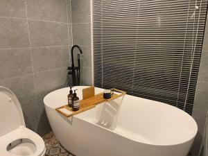 Kimo House By QH - Free Tuk-Tuk to Khem Beach - Pool Private - Tropical House