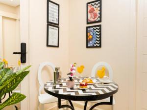 Gueliz Retreat by Kenza