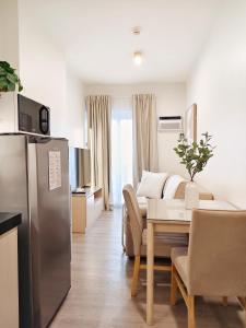 Coastal Crest View l 1BR with Balcony l Pool