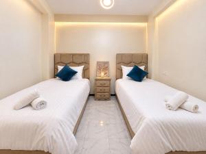 Superb 3-bedroom family apartment across from the stadium
