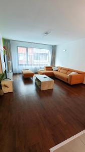 Deluxe Opera Apartment 3