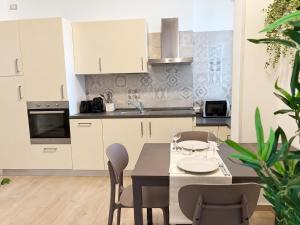 Accogliente studio per 3 a 700 m dalla M1 Milano