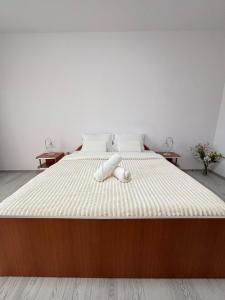 Urban Escape - Chic & Spacious Apartment