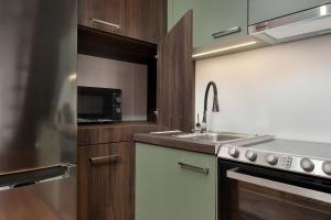 Functional & Modern Studio in the City Center by Noclegi Renters