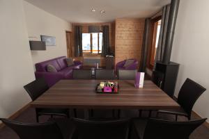Prestige Suite (6 Adults) room in Le Chalet du Mont Vallon Spa Resort