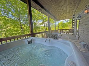 THERZ A BEAR charming log cabin