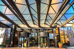Sheraton Pilar Hotel & Convention Center