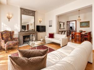 The Magnolia - Sophisticated Residence