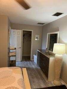 20th St home close to Pinellas Trail and Beaches