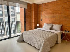 Anas place! Loft in the Financial Zone