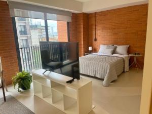 Anas place! Loft in the Financial Zone