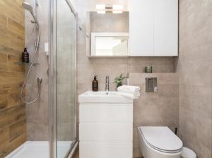 Urban Apartments - Mennica Residence - Great Location&3