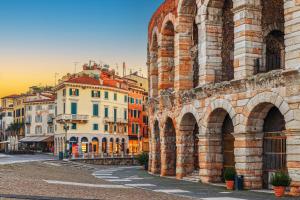 PARISI Verona Fiera Golosine 1 - free parking