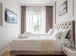 Urban Apartments - Mennica Residence - Great Location&18