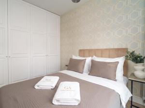 Urban Apartments - Mennica Residence - Great Location&65