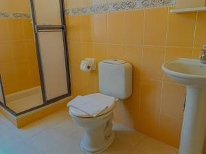 Casa de Huespedes Hostal Montañes