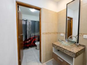 Casa 4 dorm en country privado - Pileta y golf