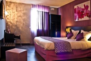 Hotels The Originals City, Hotel des Lys, Dreux (Inter-Hotel) : photos des chambres