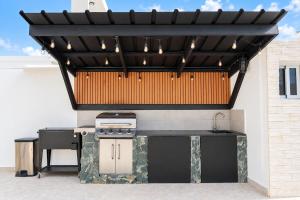 Dvine Villa, Private Pool near Downtown Punta Cana