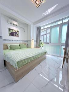 Ben Thanh Private 2BR Home, 1 min to Shopping spots
