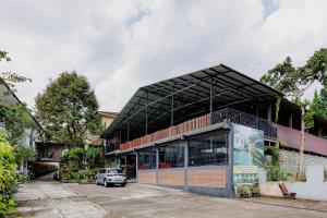 Hotel Sri Indrawati Puncak Mitra RedDoorz