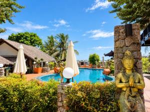 Boomerang Village Resort Kata