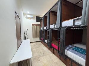 Base Seven Hostel